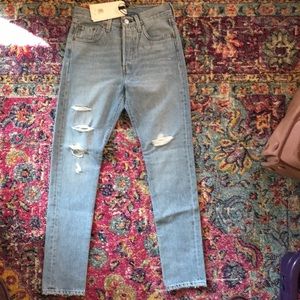 Levi’s 501 skinny distressed 25x30 light wash